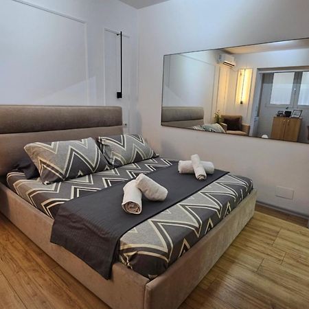 Coco'S Apartment ติรานา ภายนอก รูปภาพ